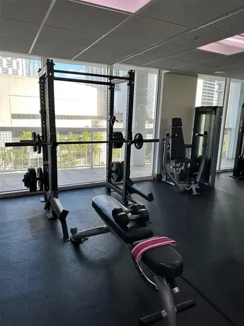 31 SE 5th Street Miami FL 33131