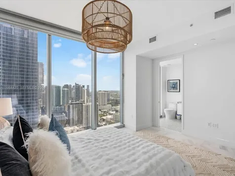 700 NE 26th Terrace Miami FL 33137