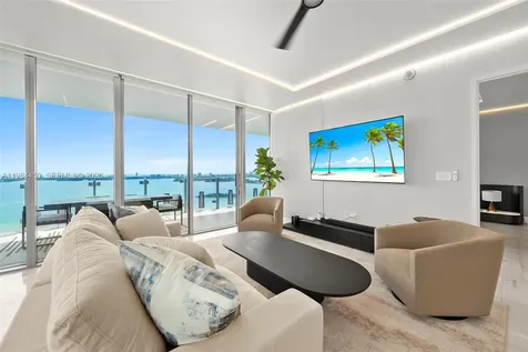 700 NE 26th Terrace Miami FL 33137