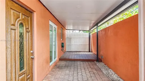 6002 SW 8th Street West Miami FL 33144