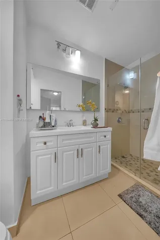 213 W 20th Street Hialeah FL 33010