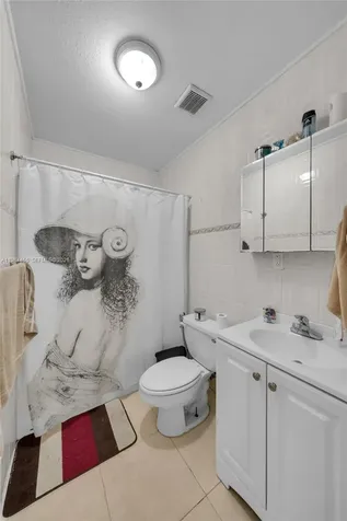 213 W 20th Street Hialeah FL 33010