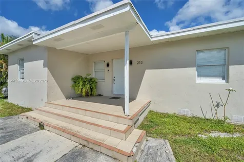 213 W 20th Street Hialeah FL 33010
