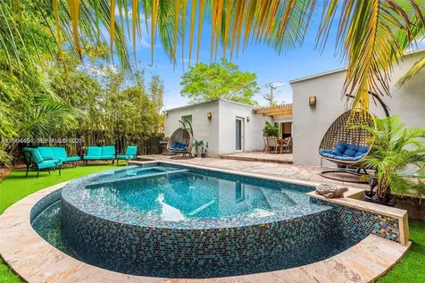 232 NW 59th Street Miami FL 33127