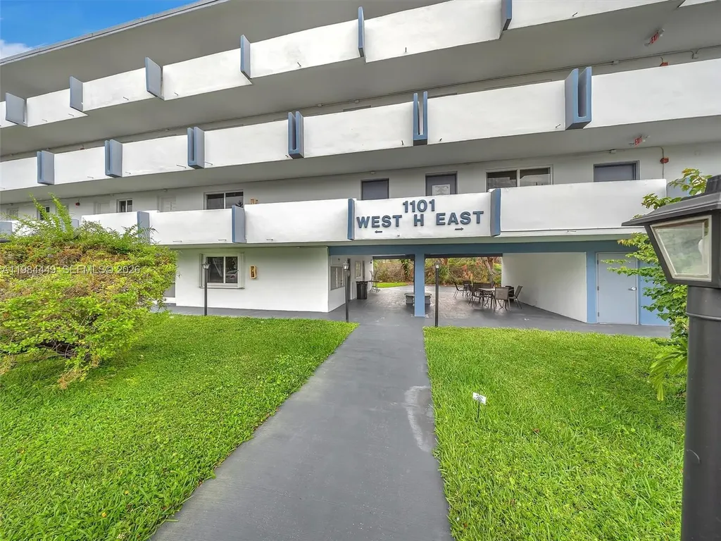 1101 NE 191st Street Miami FL 33179