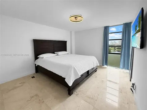 3301 N Country Club Drive Aventura FL 33180