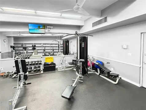 3301 N Country Club Drive Aventura FL 33180