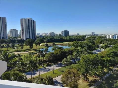 3301 N Country Club Drive Aventura FL 33180