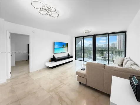 3301 N Country Club Drive Aventura FL 33180