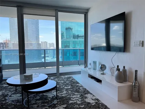200 Biscayne Boulevard Way Miami FL 33131