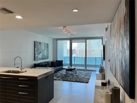 200 Biscayne Boulevard Way Miami FL 33131