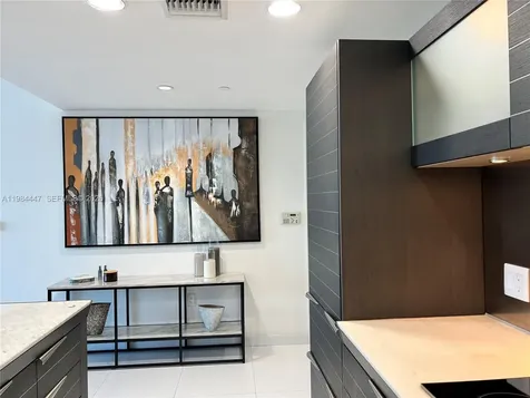 200 Biscayne Boulevard Way Miami FL 33131