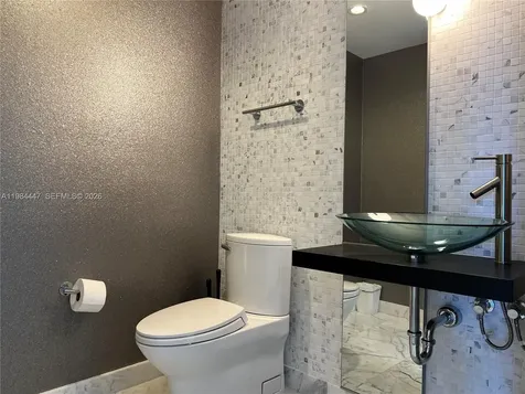200 Biscayne Boulevard Way Miami FL 33131