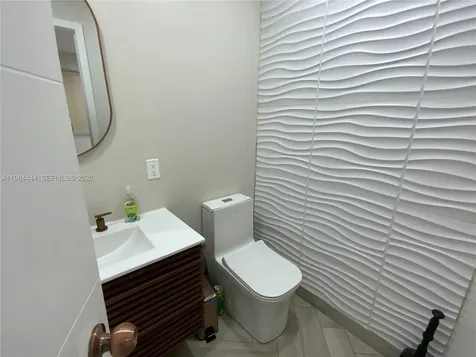 270 S University Drive Plantation FL 33324