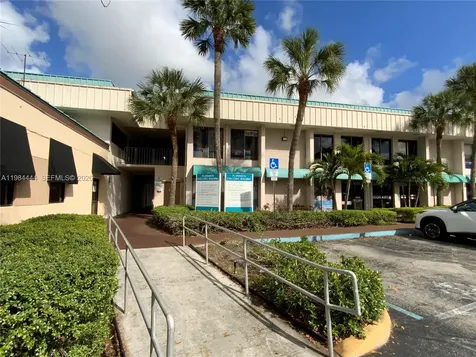 270 S University Drive Plantation FL 33324