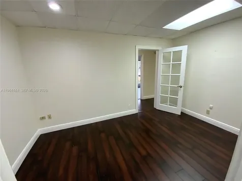 270 S University Drive Plantation FL 33324