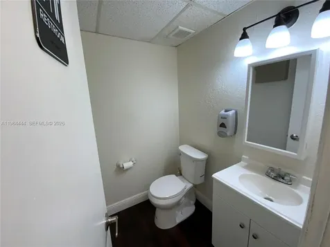 270 S University Drive Plantation FL 33324