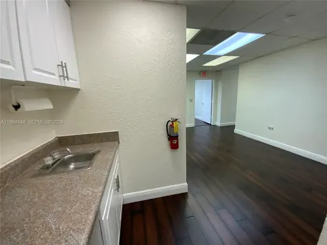 270 S University Drive Plantation FL 33324