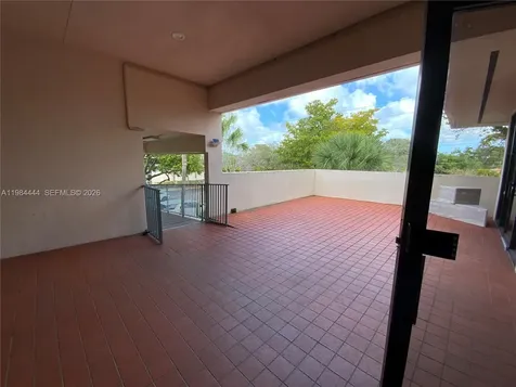 270 S University Drive Plantation FL 33324