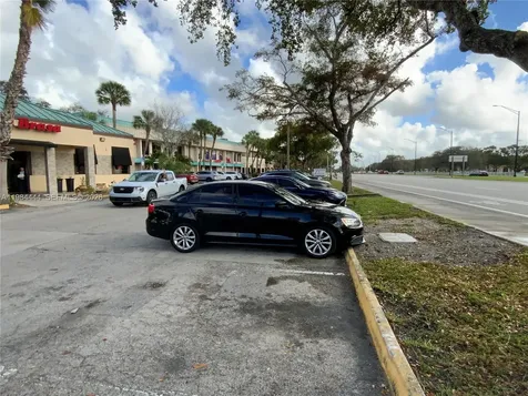 270 S University Drive Plantation FL 33324