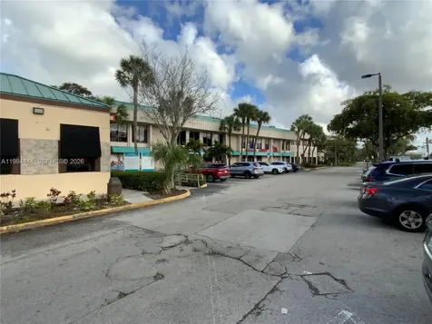 270 S University Drive Plantation FL 33324