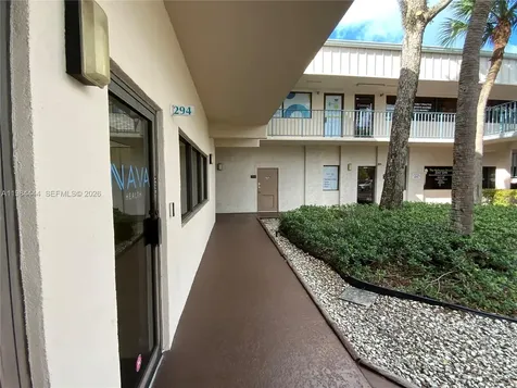 270 S University Drive Plantation FL 33324