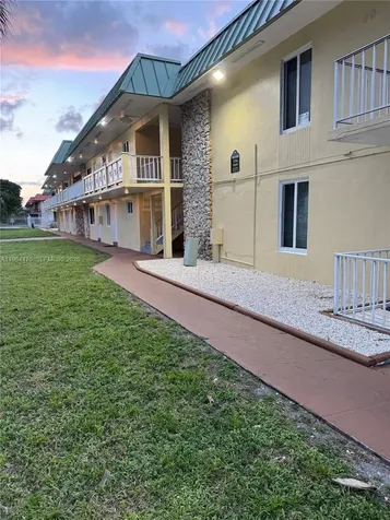 505 NW 177th Street Miami Gardens FL 33169