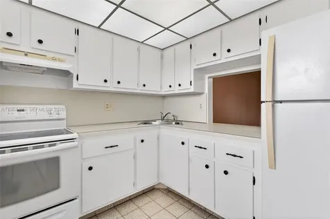 6070 NW 64th Avenue Tamarac FL 33319