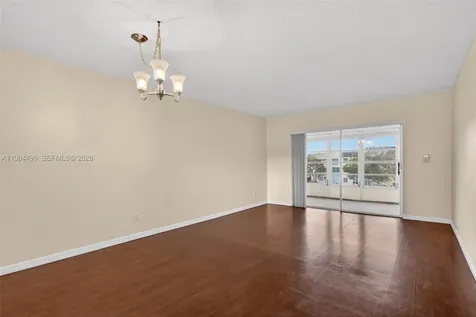 6070 NW 64th Avenue Tamarac FL 33319