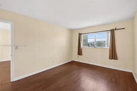 6070 NW 64th Avenue Tamarac FL 33319