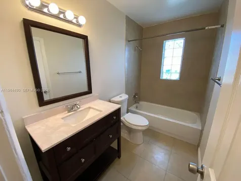 1528 S Avenue S Riviera Beach FL 33404