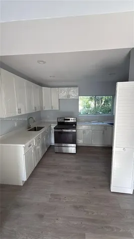629 9th Street West Palm Beach FL 33401