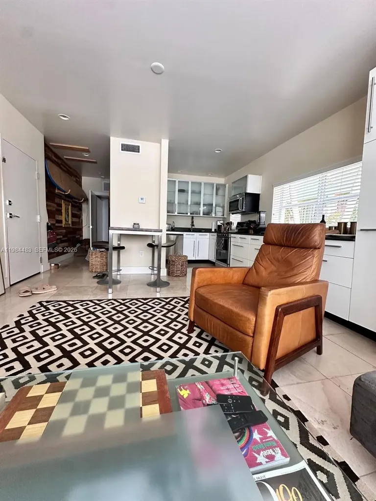 929 Michigan Avenue Miami Beach FL 33139