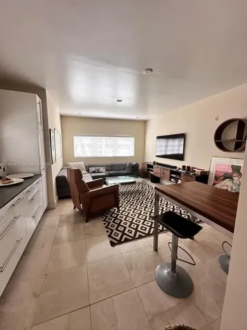 929 Michigan Avenue Miami Beach FL 33139