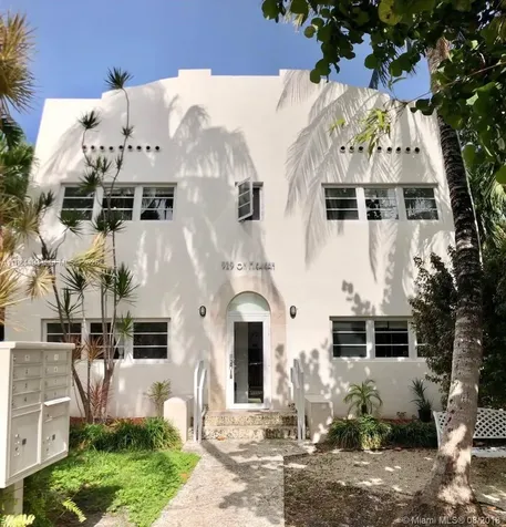 929 Michigan Avenue Miami Beach FL 33139