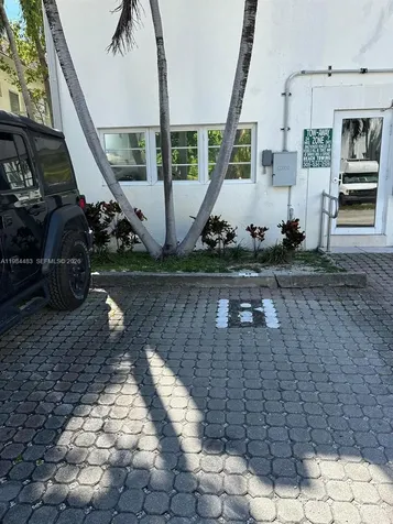 929 Michigan Avenue Miami Beach FL 33139