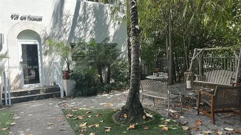 929 Michigan Avenue Miami Beach FL 33139
