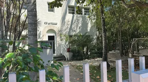 929 Michigan Avenue Miami Beach FL 33139
