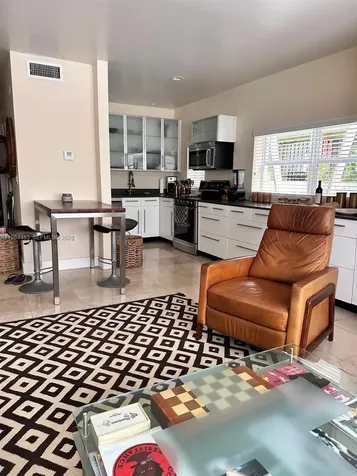 929 Michigan Avenue Miami Beach FL 33139