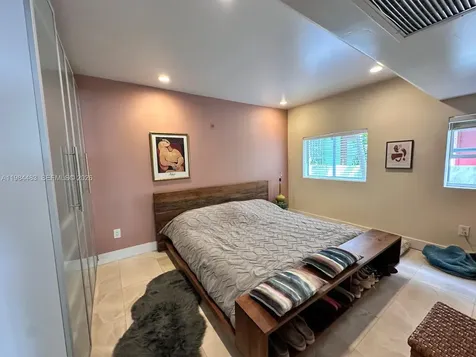 929 Michigan Avenue Miami Beach FL 33139