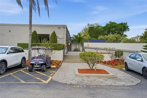 210 NW 87th Avenue Miami FL 33172