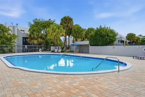 210 NW 87th Avenue Miami FL 33172