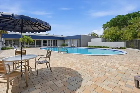 210 NW 87th Avenue Miami FL 33172