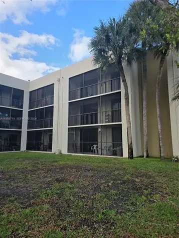 8065 SW 107th Avenue Miami FL 33173