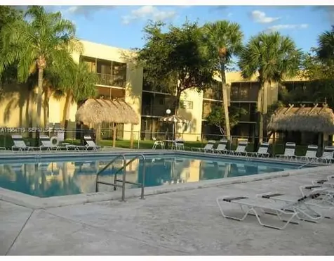 8065 SW 107th Avenue Miami FL 33173