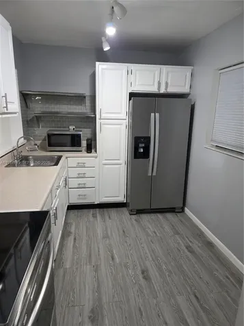 8065 SW 107th Avenue Miami FL 33173