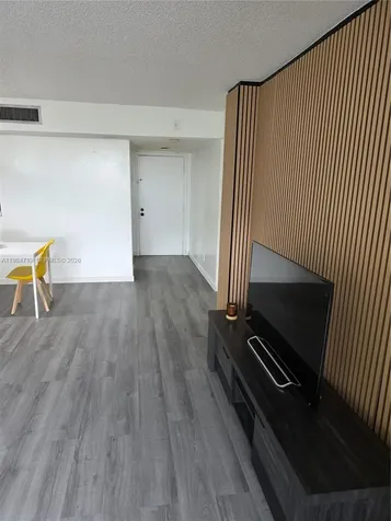 8065 SW 107th Avenue Miami FL 33173