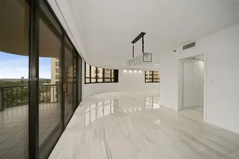10175 Collins Avenue Bal Harbour FL 33154