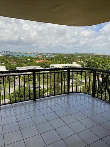 10175 Collins Avenue Bal Harbour FL 33154