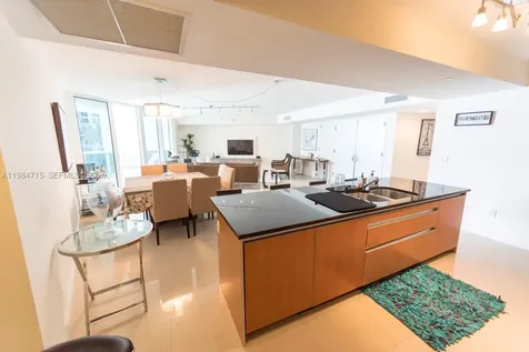 17201 Collins Avenue Sunny Isles Beach FL 33160